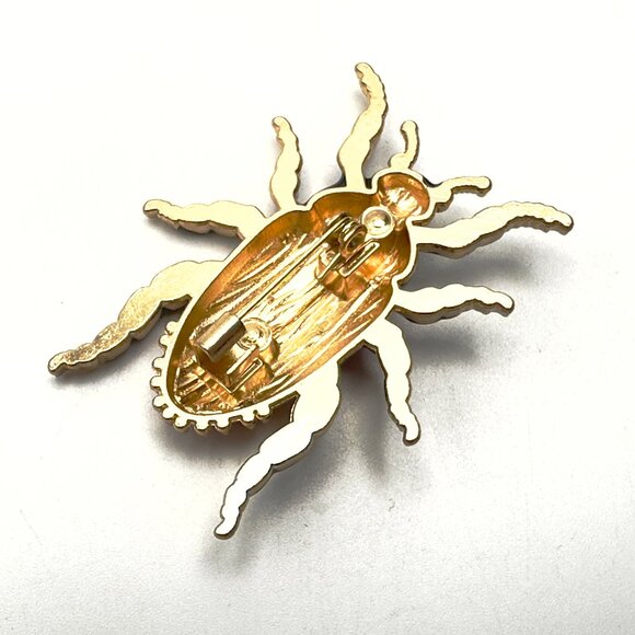 🐞 Scarlet Crawler: Bug Out Enamel Brooches — Excellent, Like-New Condition - Picture 2 of 3